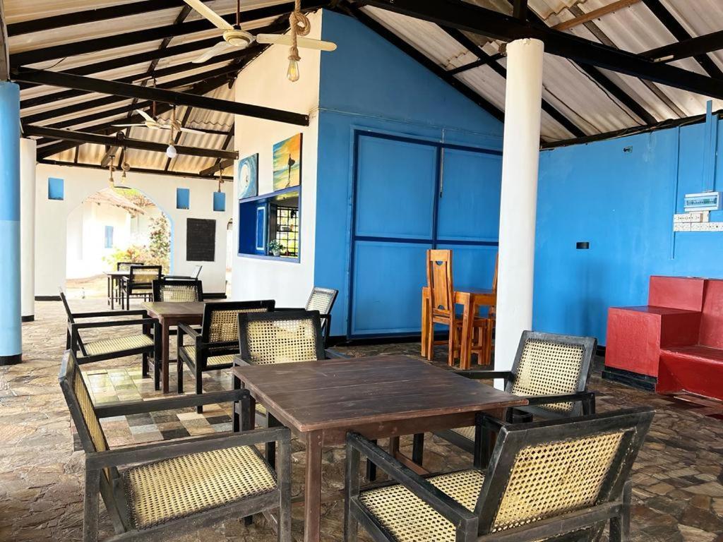 Tsunami Beach Hotel Arugam Bay Exterior foto