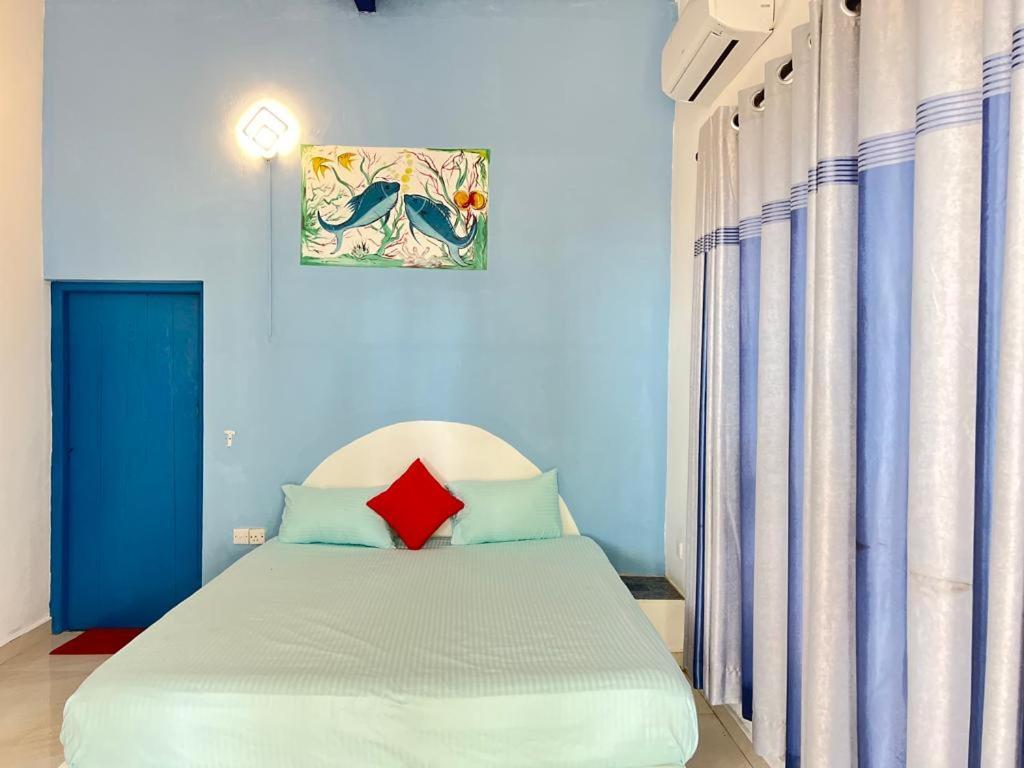 Tsunami Beach Hotel Arugam Bay Habitación foto